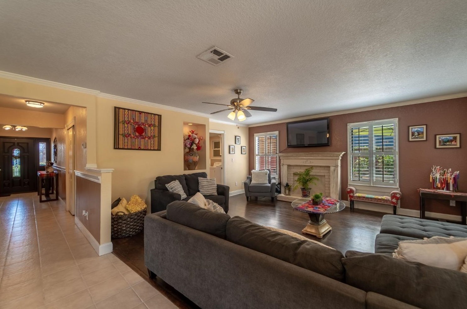 1313 Hunt Rd, Manteca CA  95337-6732 exterior