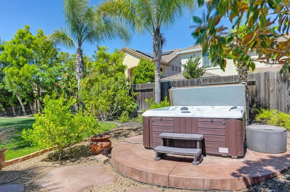 317 White Feather Ct, Roseville CA  95747-8891 exterior