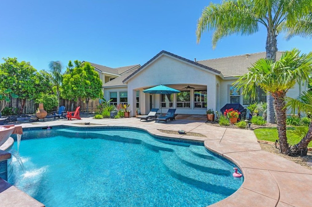 317 White Feather Ct, Roseville CA  95747-8891 exterior