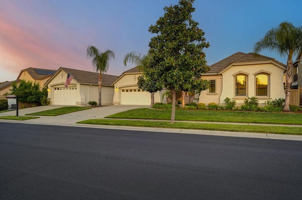 317 White Feather Ct, Roseville CA  95747-8891 exterior