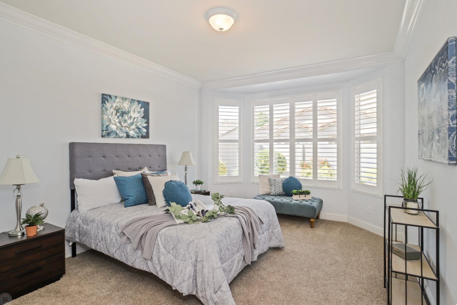 1535 Maple Valley St, Manteca CA 95336-5127 exterior