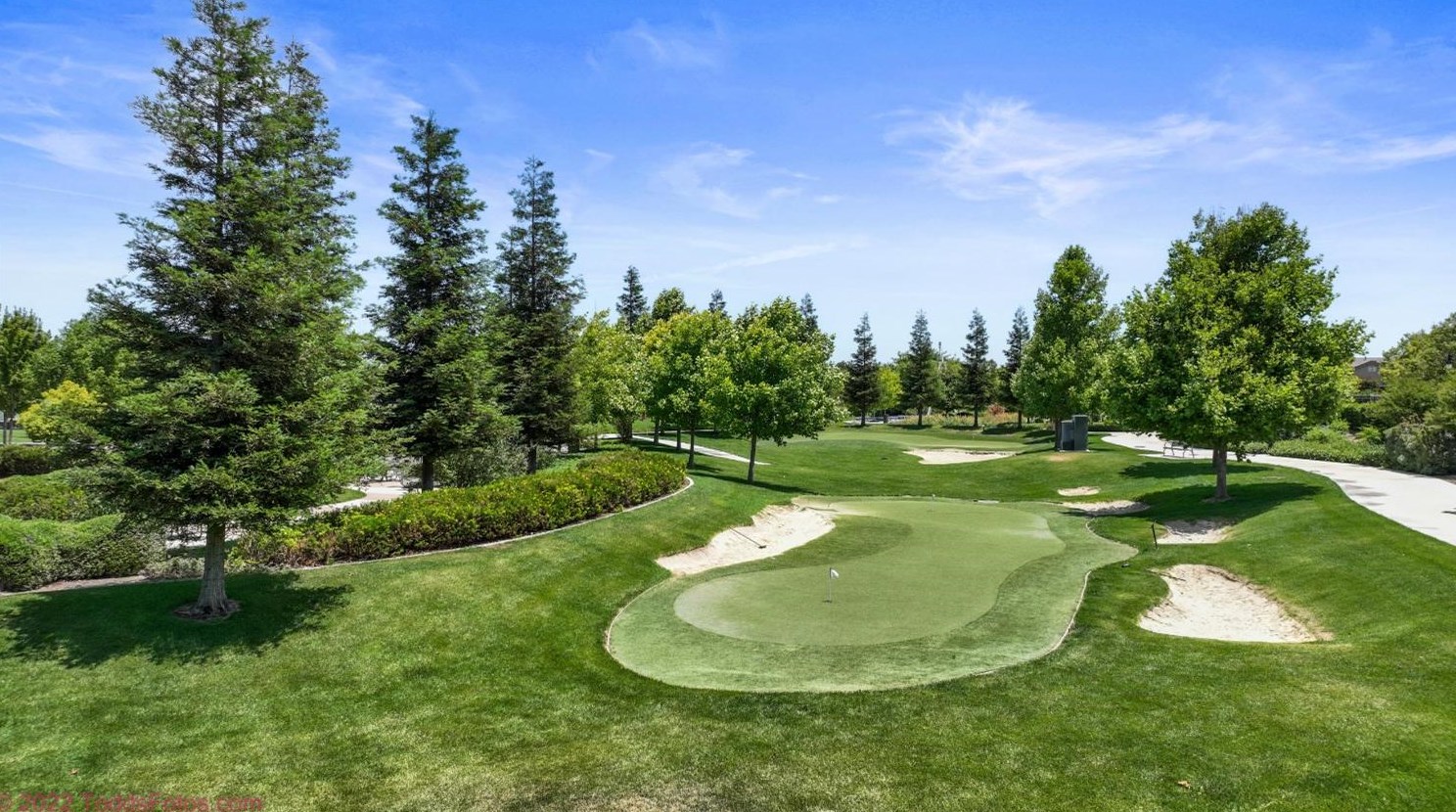 1535 Maple Valley St, Manteca CA 95336-5127 exterior