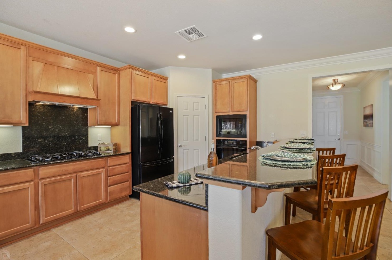 1535 Maple Valley St, Manteca CA 95336-5127 exterior