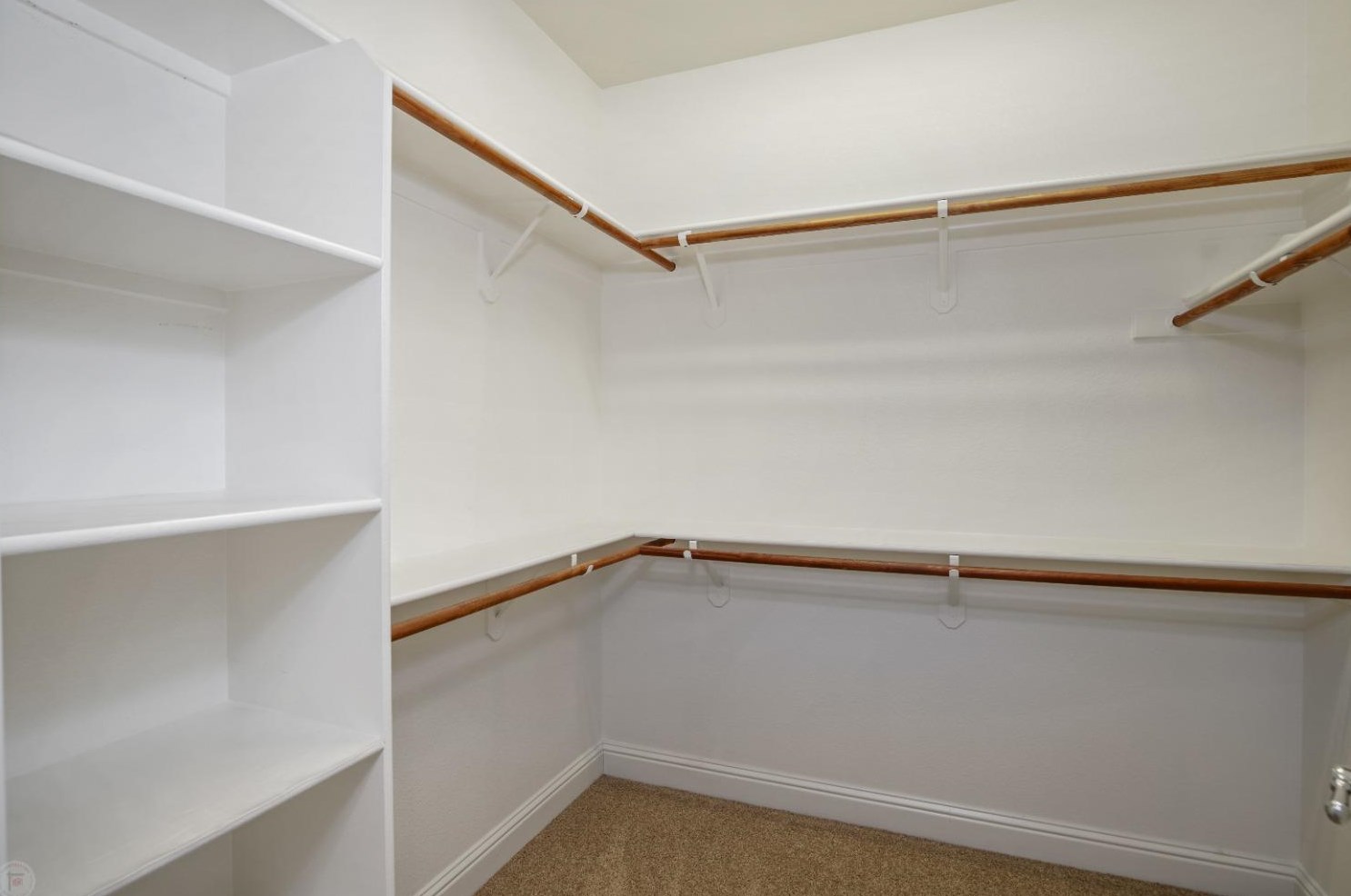 1535 Maple Valley St, Manteca CA 95336-5127 exterior