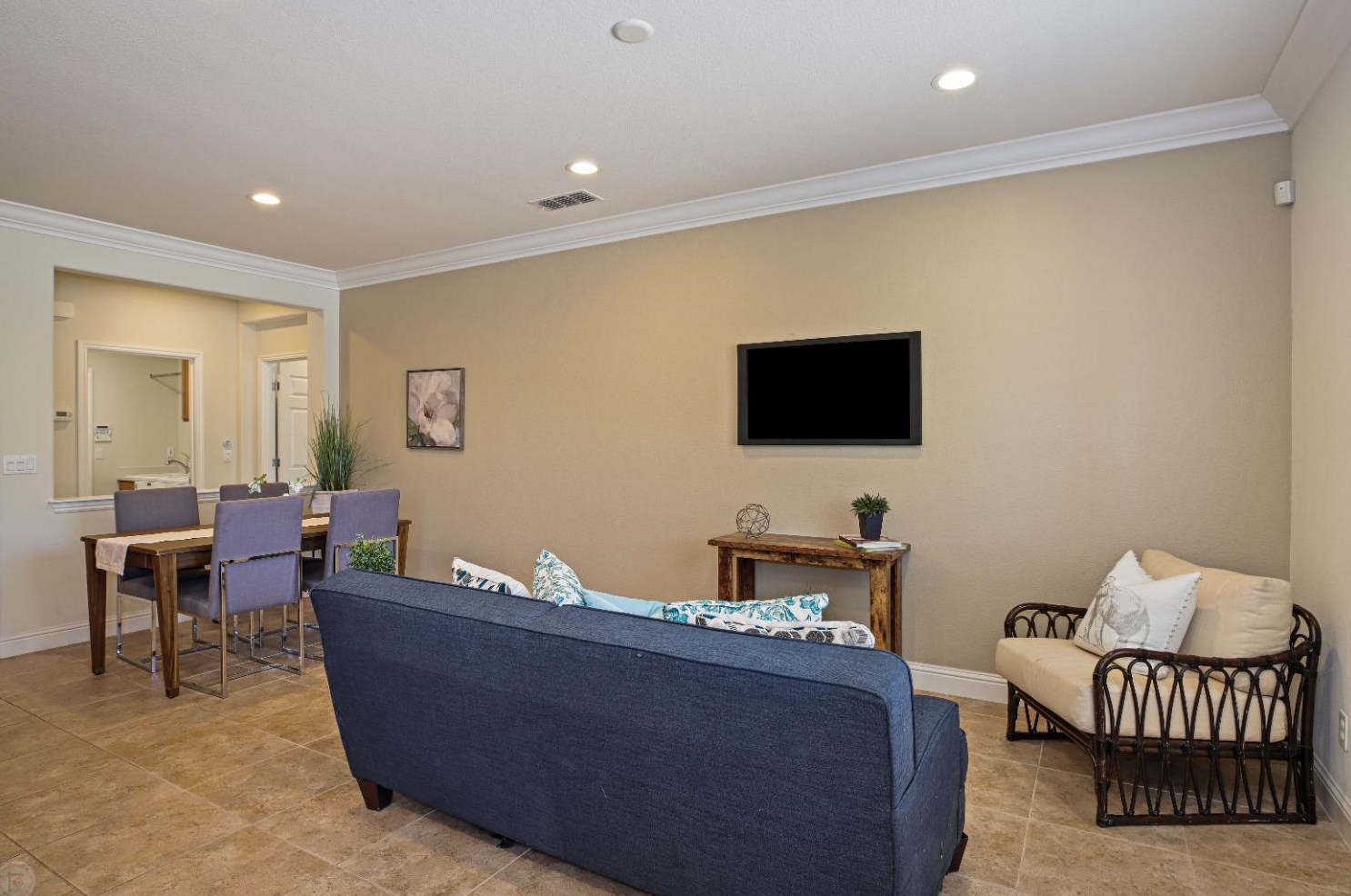 1535 Maple Valley St, Manteca CA 95336-5127 exterior