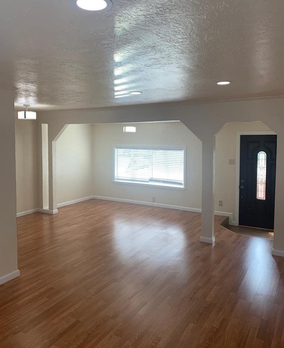 10050 Bernhardt Dr, Oakland CA  94603-2018 exterior