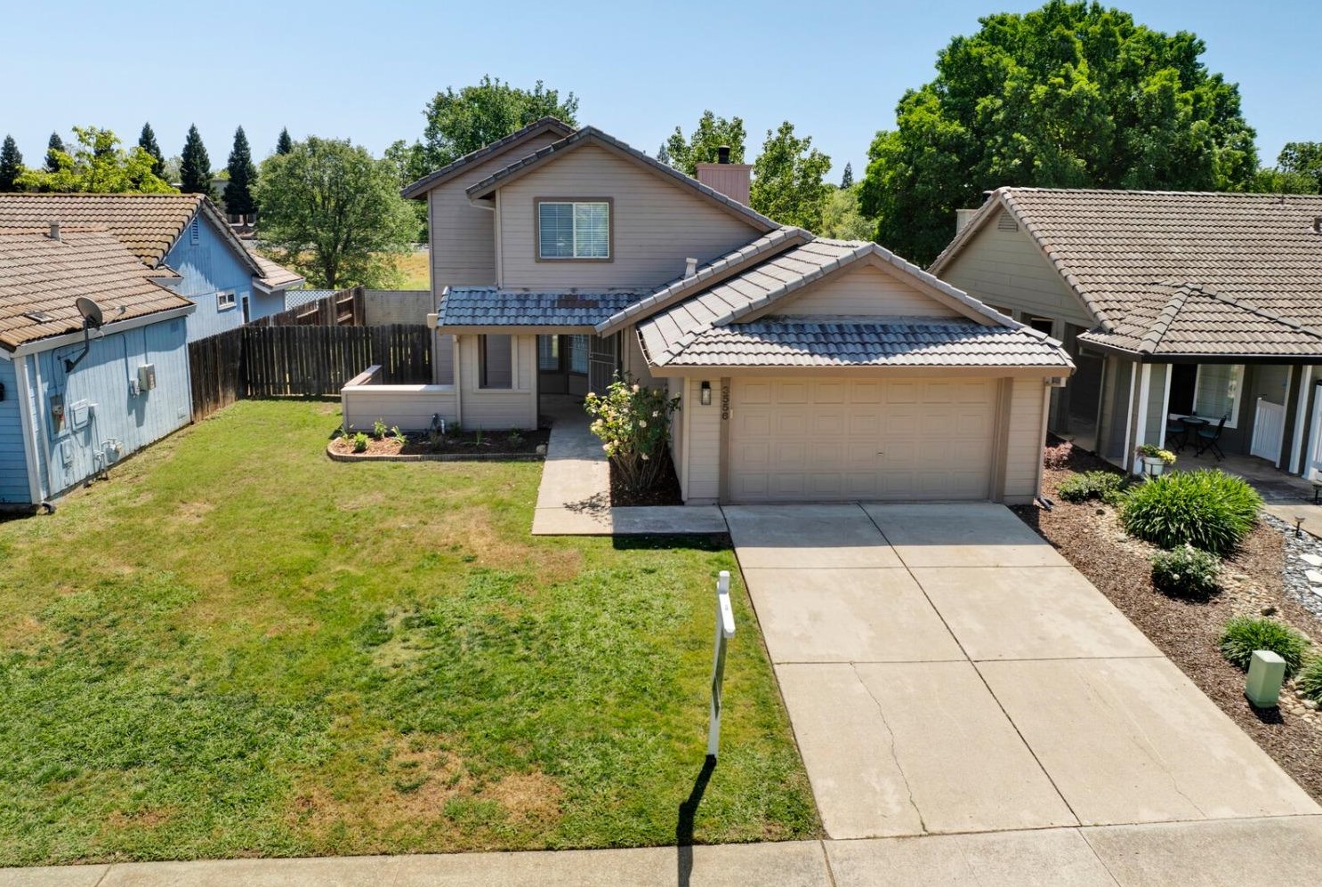 3556 Willard Way, Rocklin CA  95677-2557 exterior