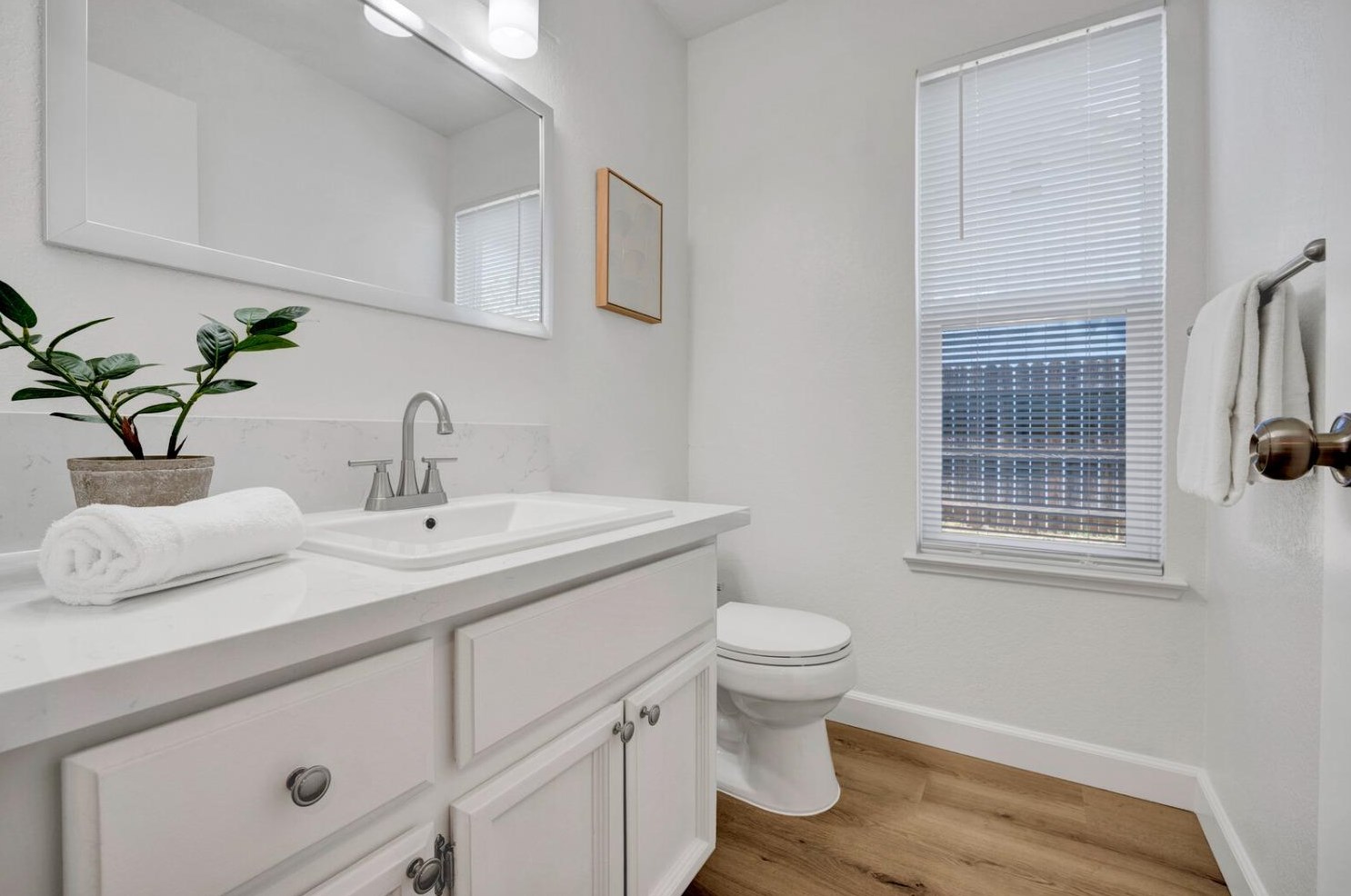 3556 Willard Way, Rocklin CA  95677-2557 exterior