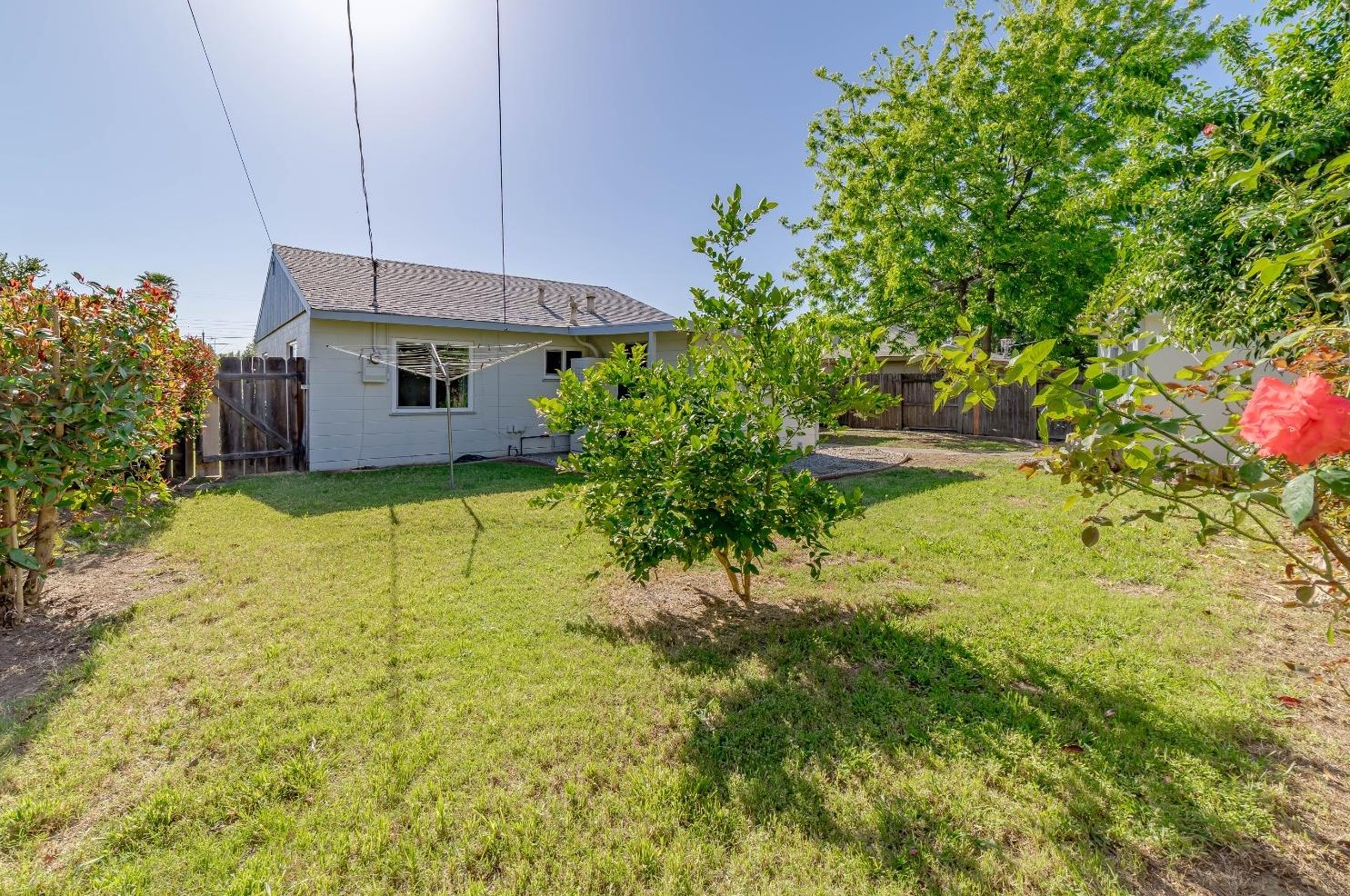 1178 Rosemary Ln, Yuba City CA  95991-3306 exterior