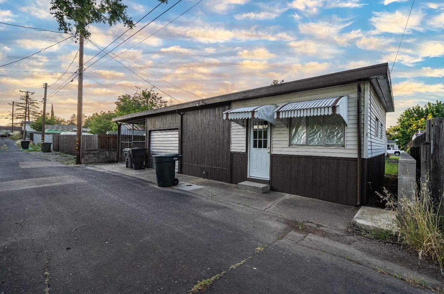 805 Pleasant St, Roseville CA 95678-1446 exterior