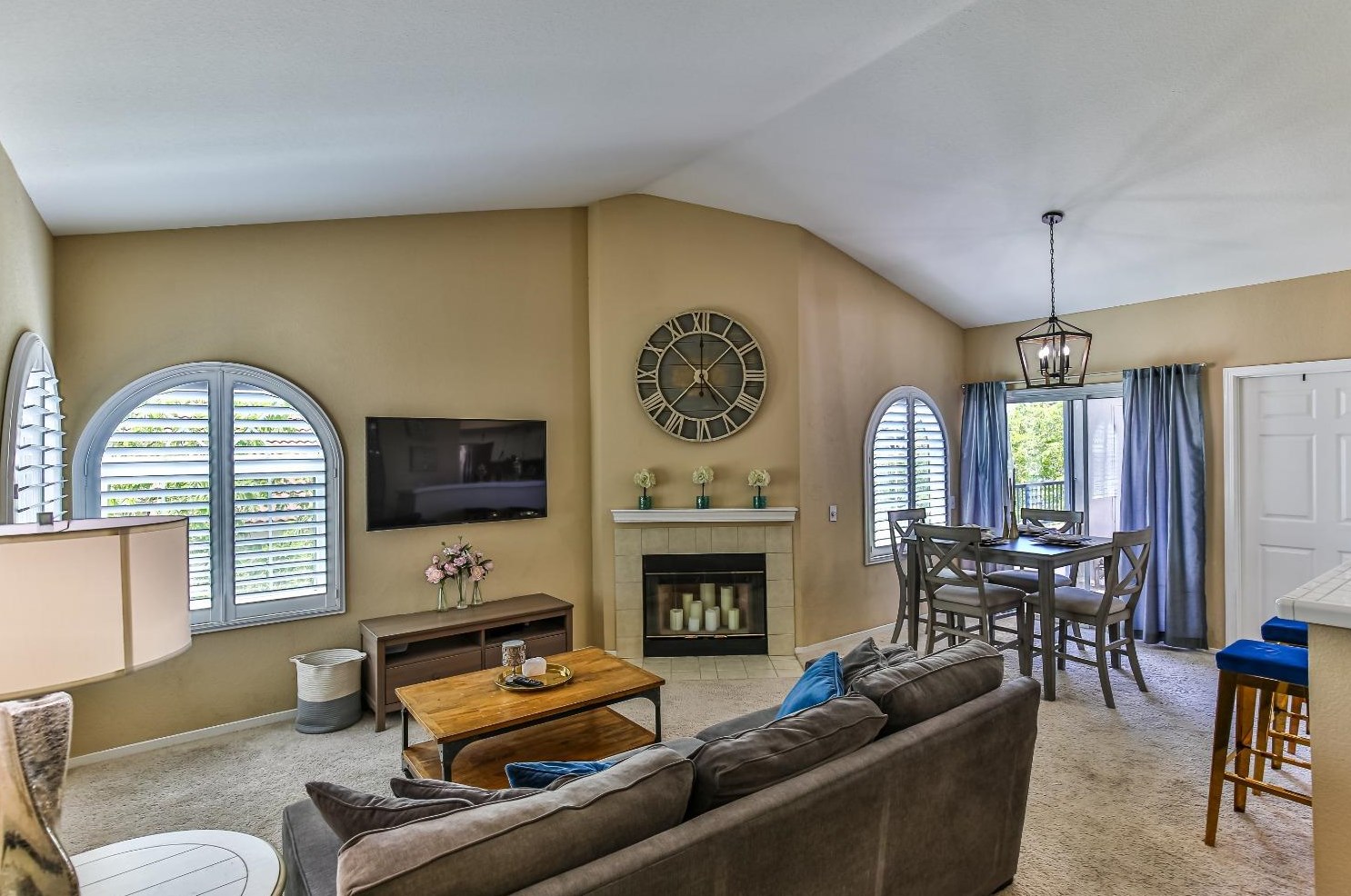 2910 Beachcomber Dr #2065, Rocklin, CA 95677