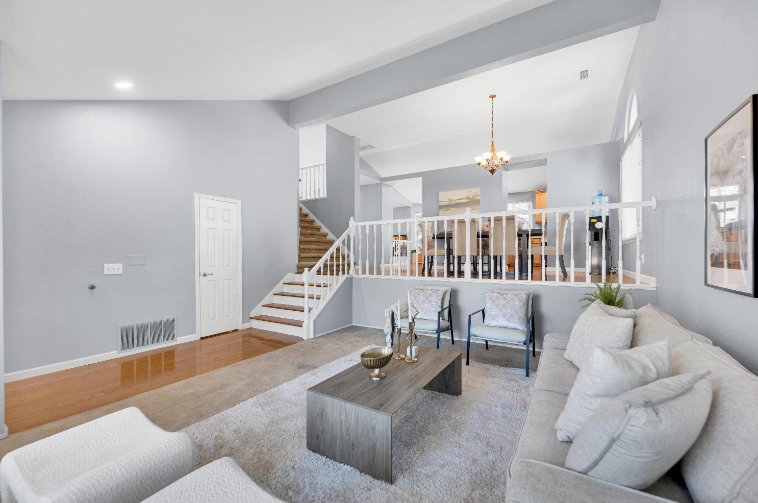 5500 Ravine Creek Way, Elk Grove CA  95758-4716 exterior