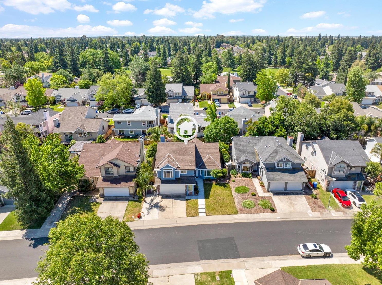 5500 Ravine Creek Way, Elk Grove CA  95758-4716 exterior