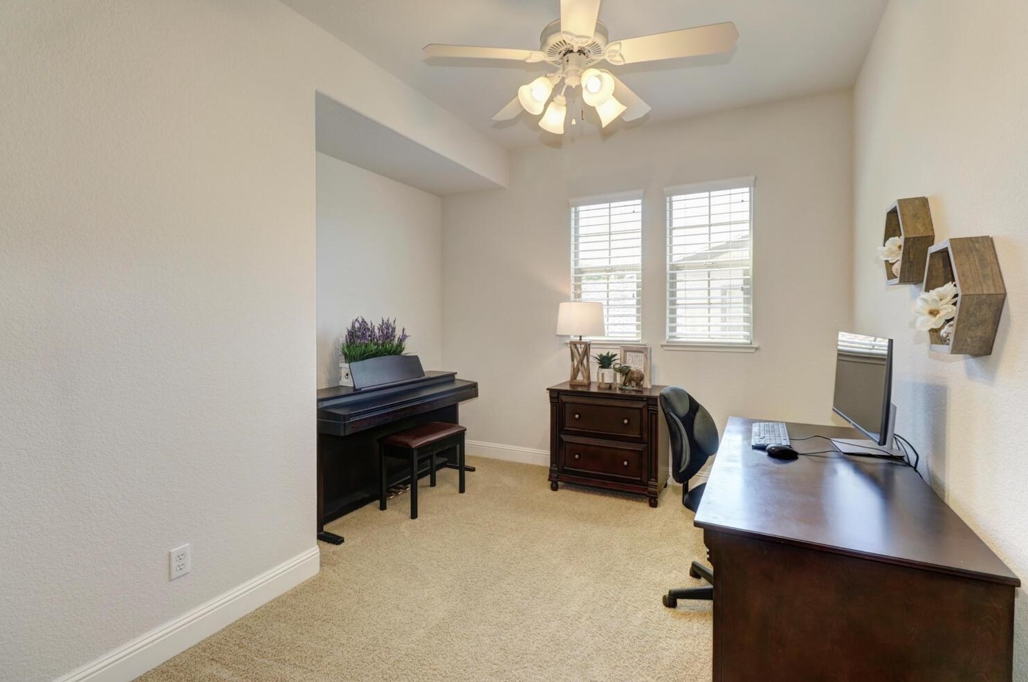 2268 Wild Pln Ct, Rocklin CA  95765-5372 exterior