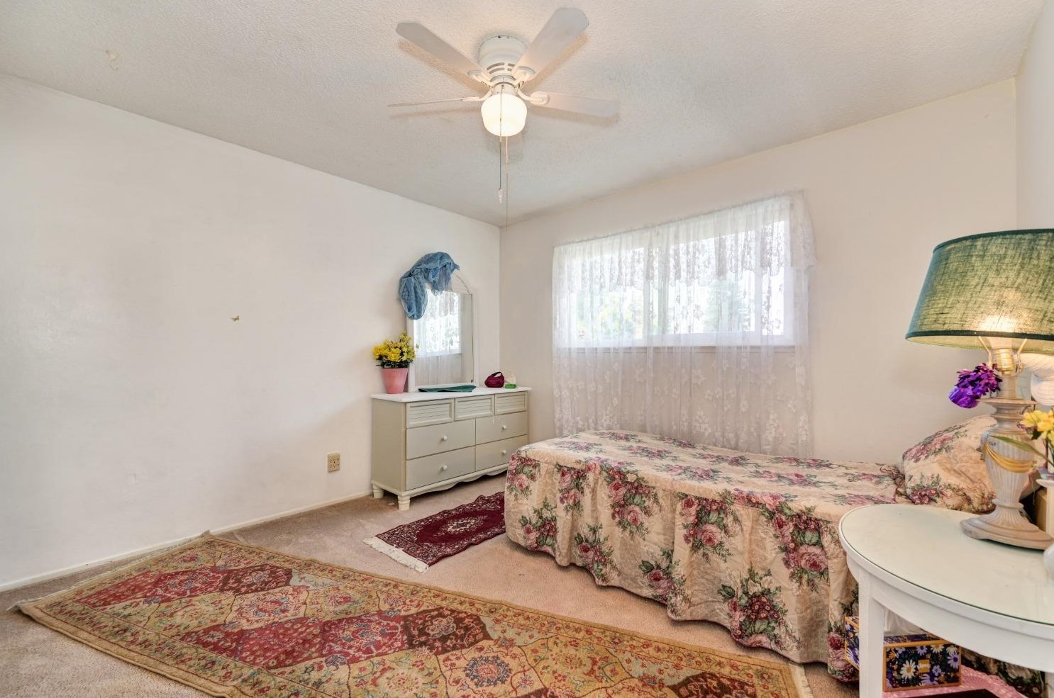729 Cross St, Woodland CA  95695-4036 exterior