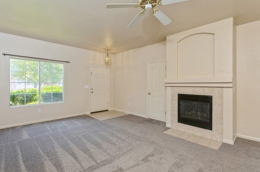 3152 White Fish Bay Rd, West Sacramento CA  95691-5875 exterior