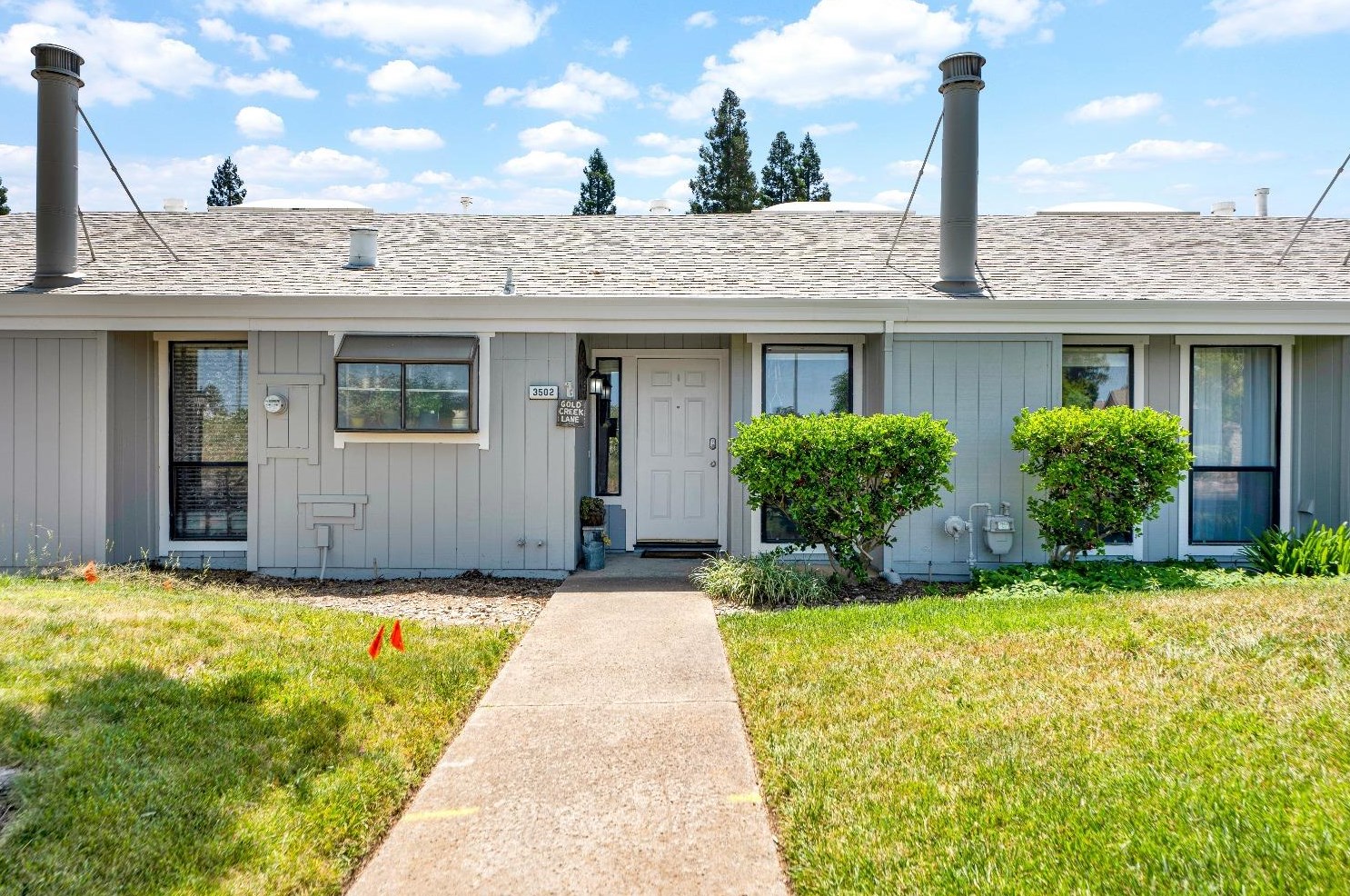 3502 Gold Creek Ln, Sacramento, CA 95827-3749