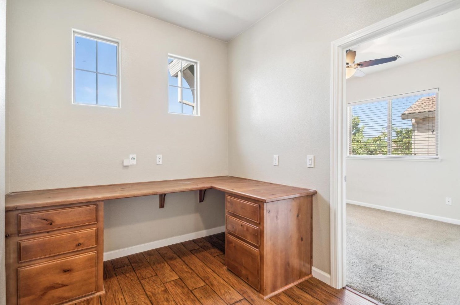 1920 Sevilla Dr, Roseville CA 95747-5062 exterior