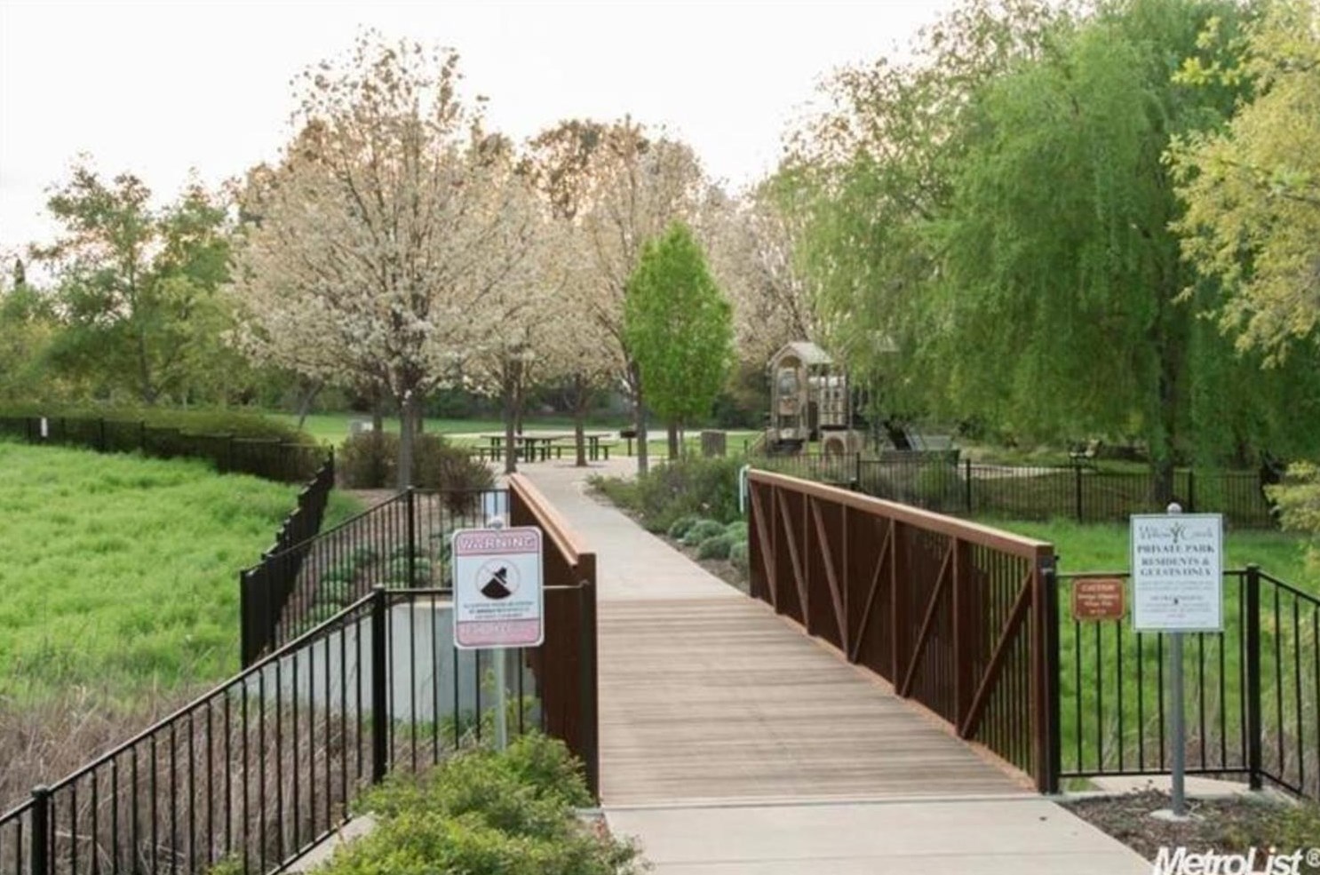 9670 Canopy Tree St, Roseville CA  95747-9163 exterior