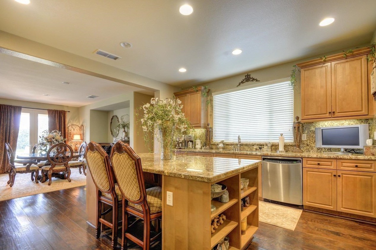 9670 Canopy Tree St, Roseville CA  95747-9163 exterior