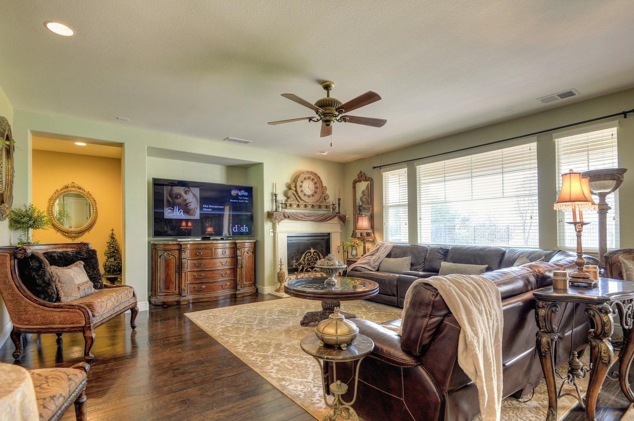 9670 Canopy Tree St, Roseville CA  95747-9163 exterior