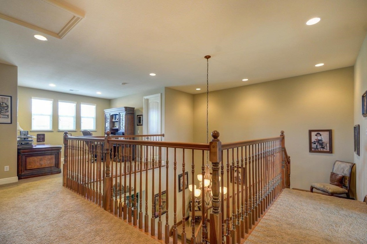 9670 Canopy Tree St, Roseville CA  95747-9163 exterior