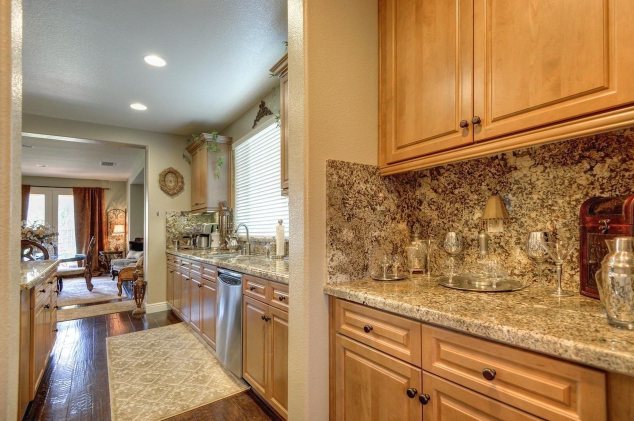 9670 Canopy Tree St, Roseville CA  95747-9163 exterior