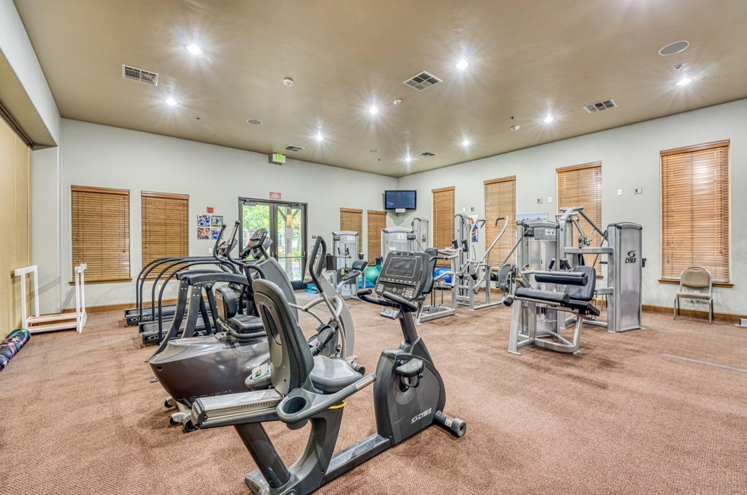 1568 Marseille Ln, Roseville CA  95747-5092 exterior
