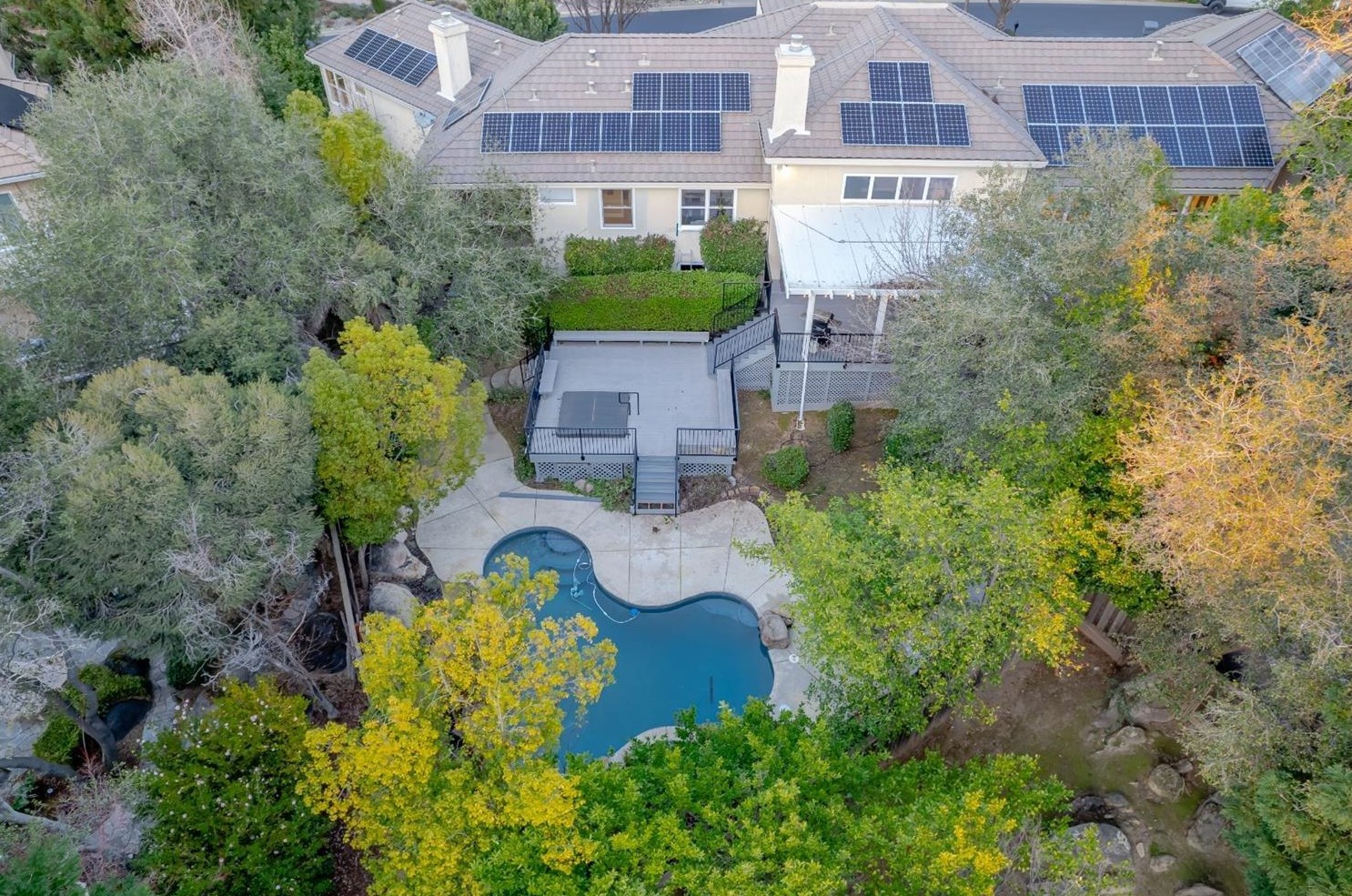 9815 Carlton Ct, Roseville, CA 95746-6716