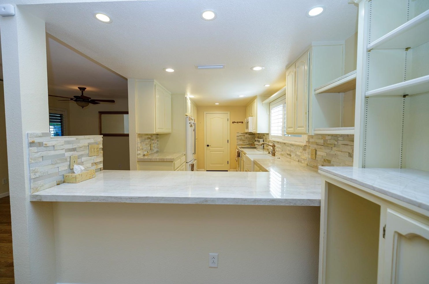 1103 Riv Blf Dr, Valley Home CA 95361-2657 exterior