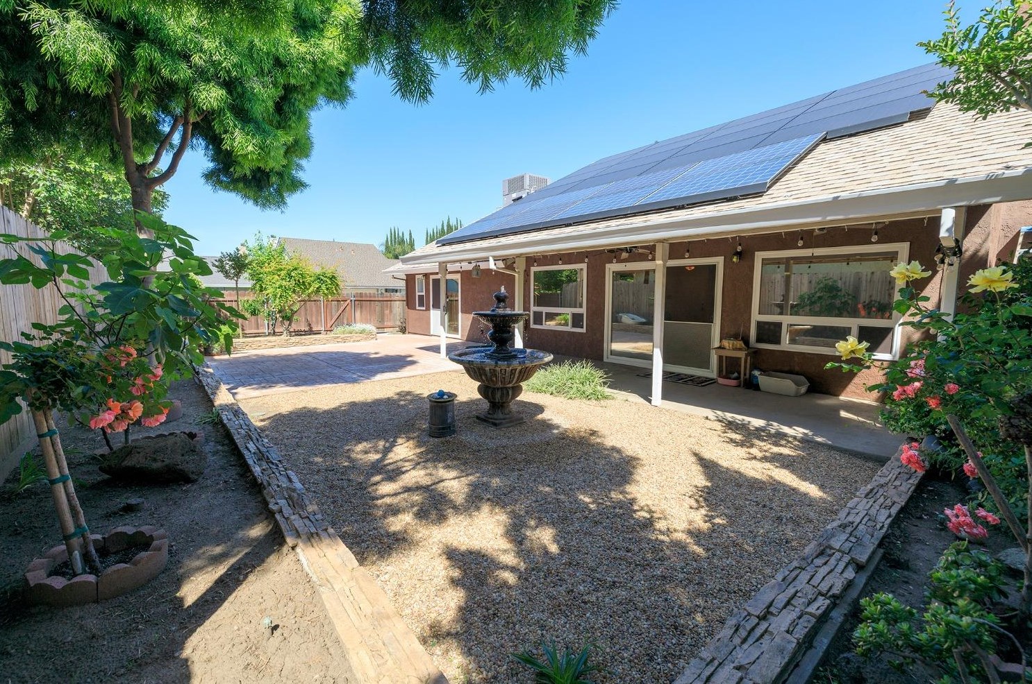 1103 Riv Blf Dr, Valley Home CA 95361-2657 exterior