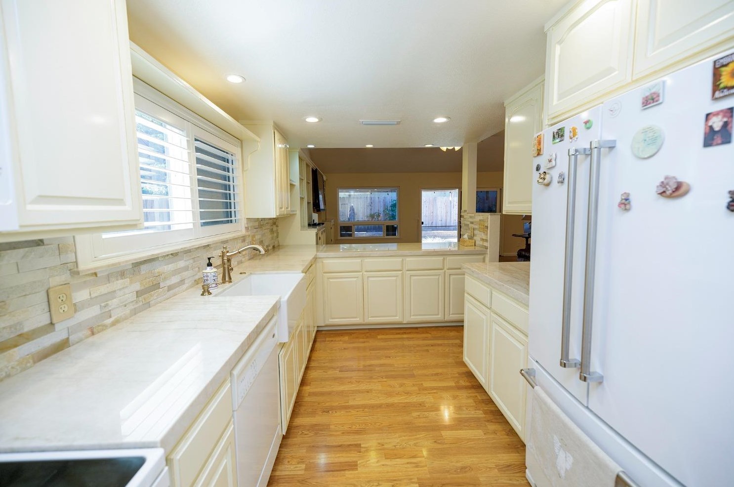 1103 Riv Blf Dr, Valley Home CA 95361-2657 exterior