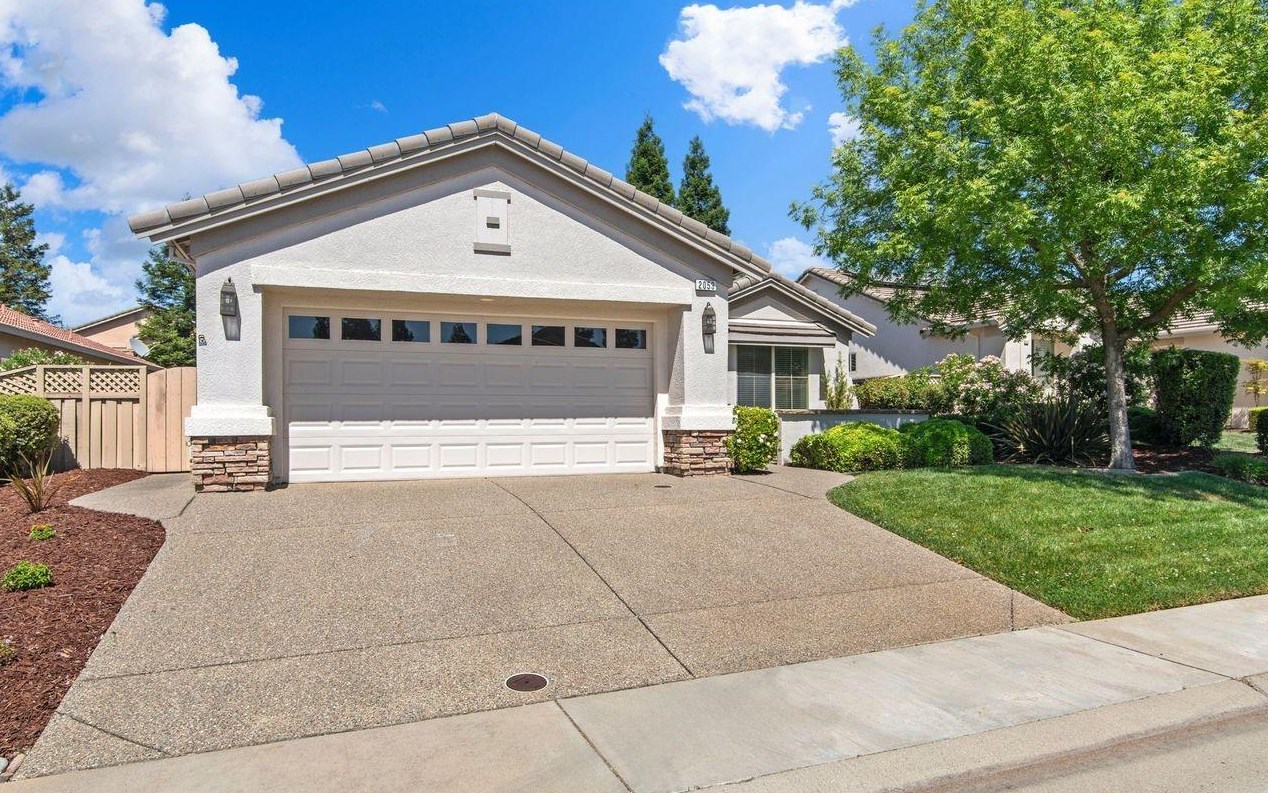 2053 Prairie View Ln, Lincoln, CA 95648-8679