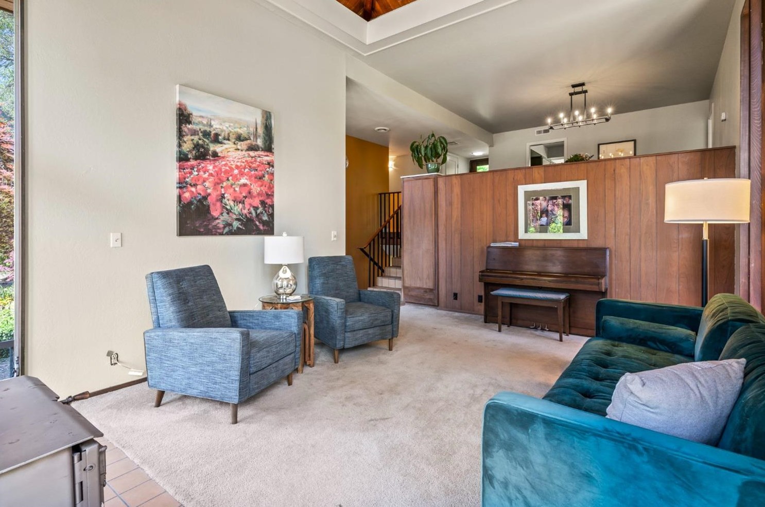 7375 Morningside Dr, Roseville CA 95746-8158 exterior