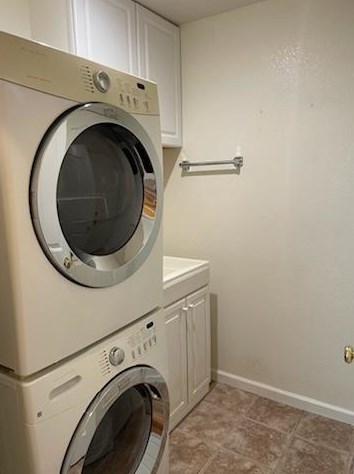 1680 Grouse Run Cir, Roseville CA 95747-4920 exterior