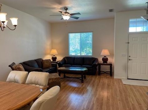 1680 Grouse Run Cir, Roseville CA 95747-4920 exterior