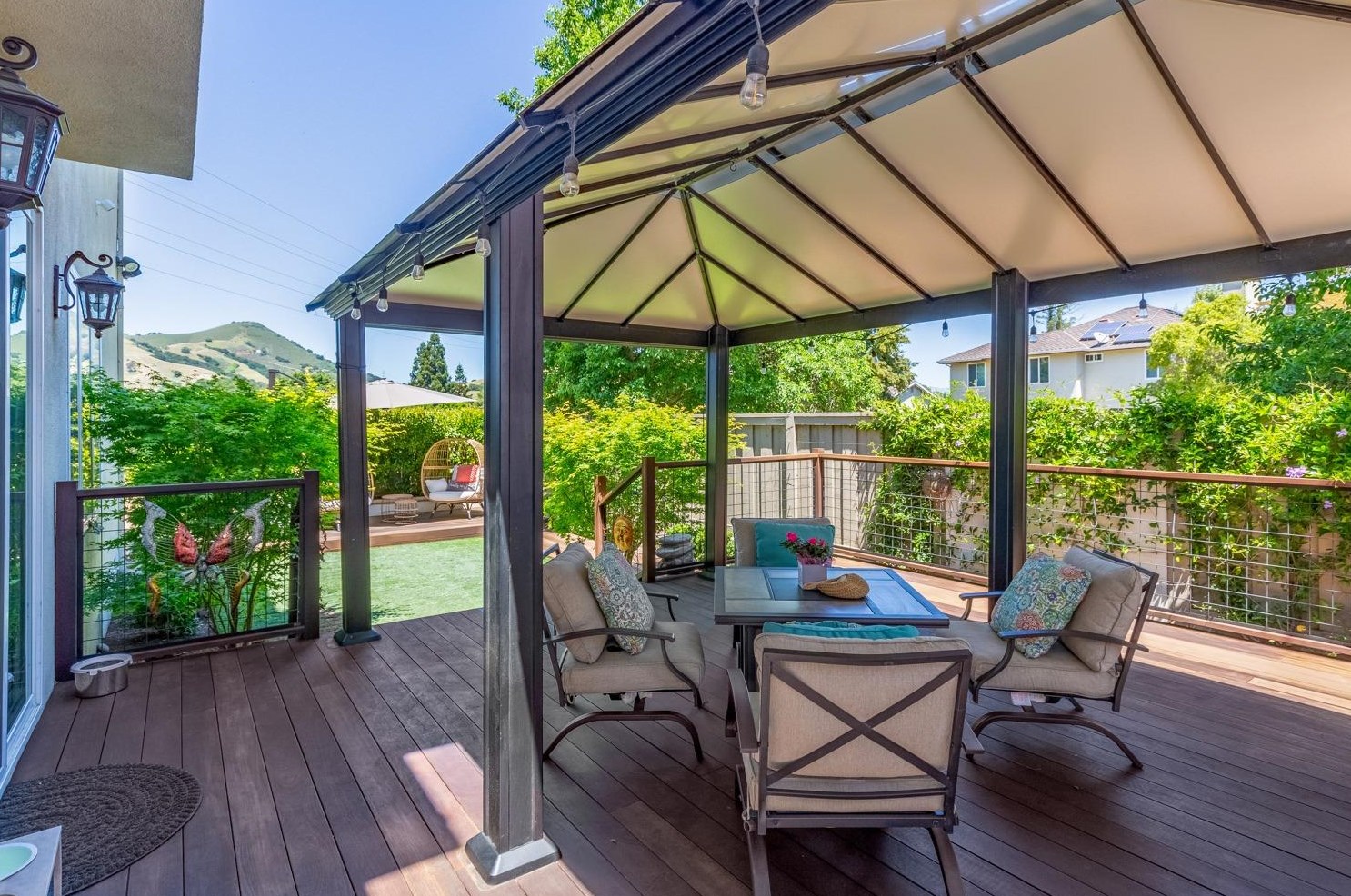 15740 Via Castana, Morgan Hill CA  95037-5855 exterior