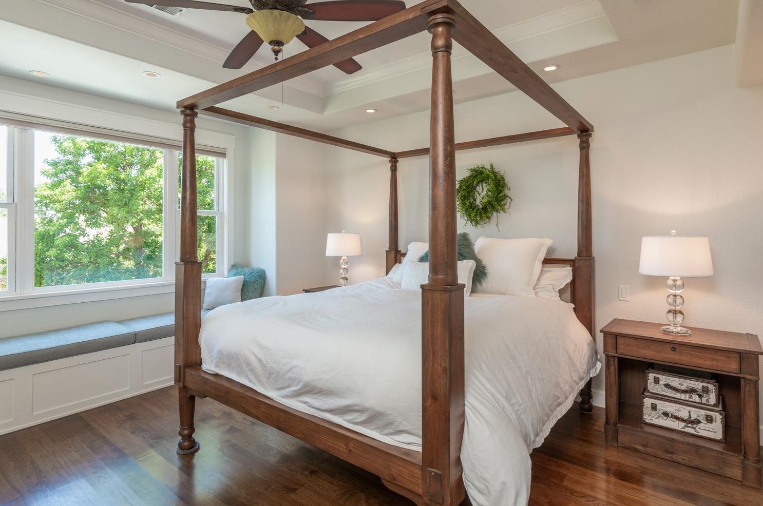 15740 Via Castana, Morgan Hill CA  95037-5855 exterior