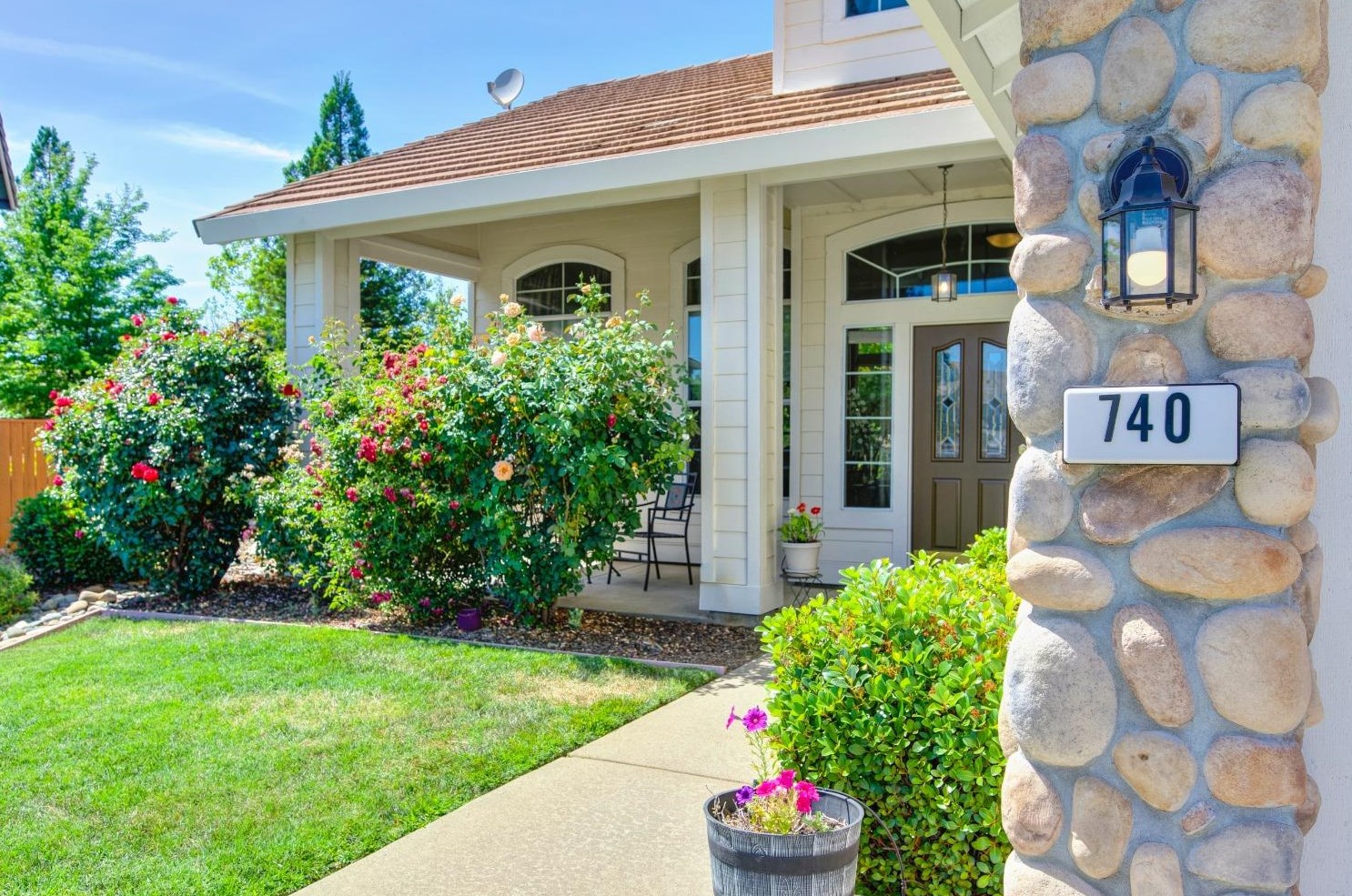 740 Hunter Pl, Folsom, CA 95630-6906
