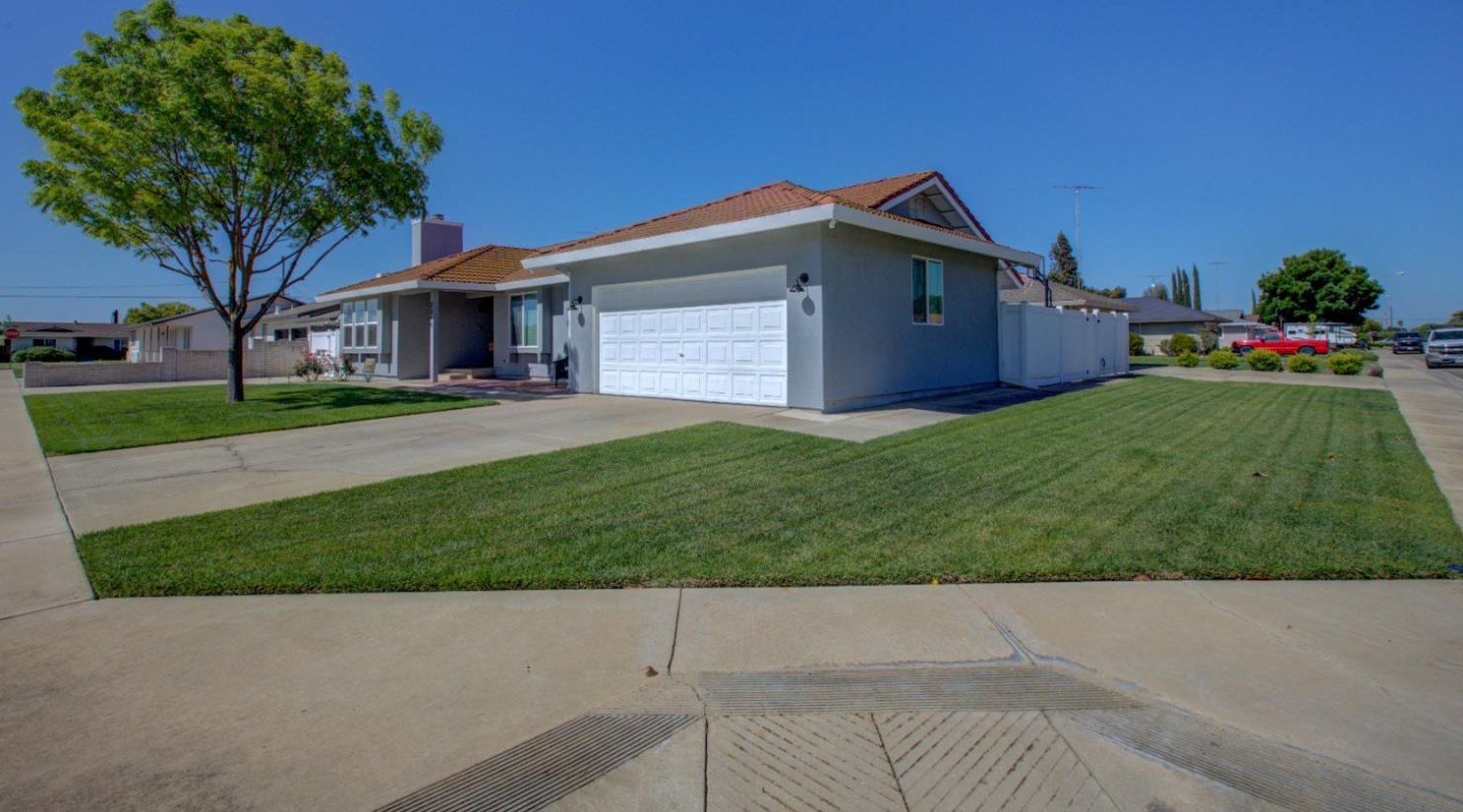 2219 Portia Way, Hughson, CA 95326