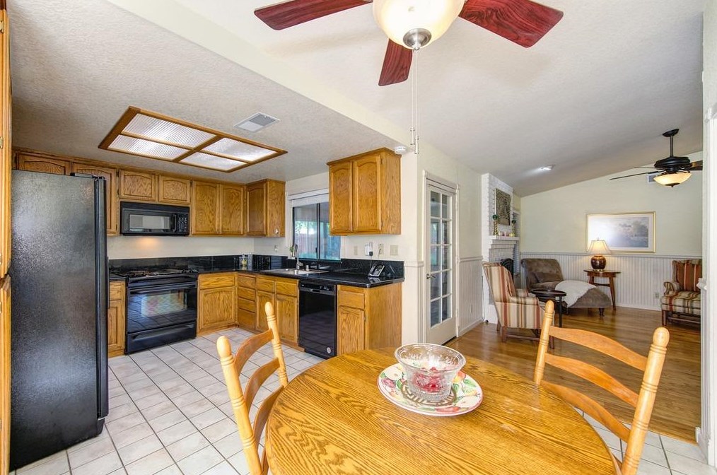 5722 Shannon Bay Dr, Rocklin CA  95677-3602 exterior