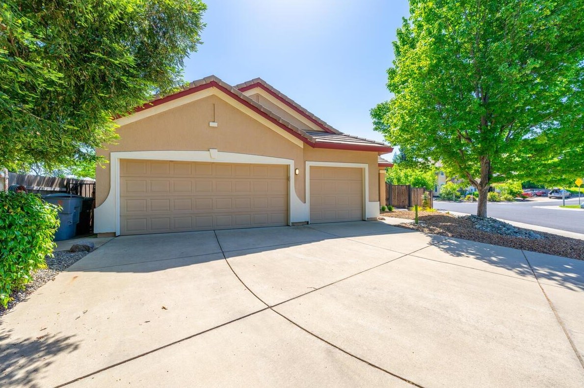 5001 Southside Ranch Rd, Rocklin CA  95677-4490 exterior