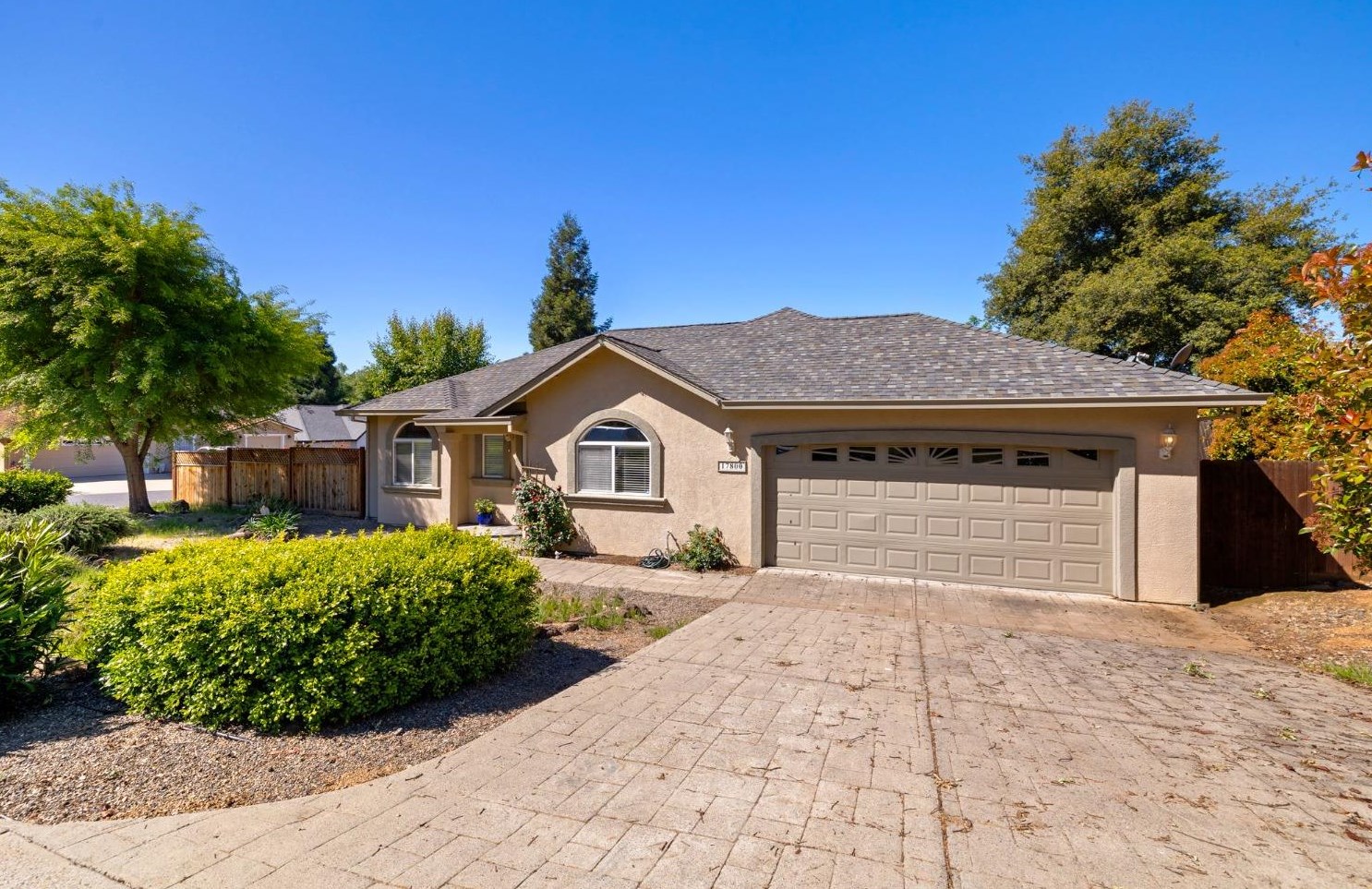 17800 Rolling Oaks Dr, Jamestown, CA 95327-9289