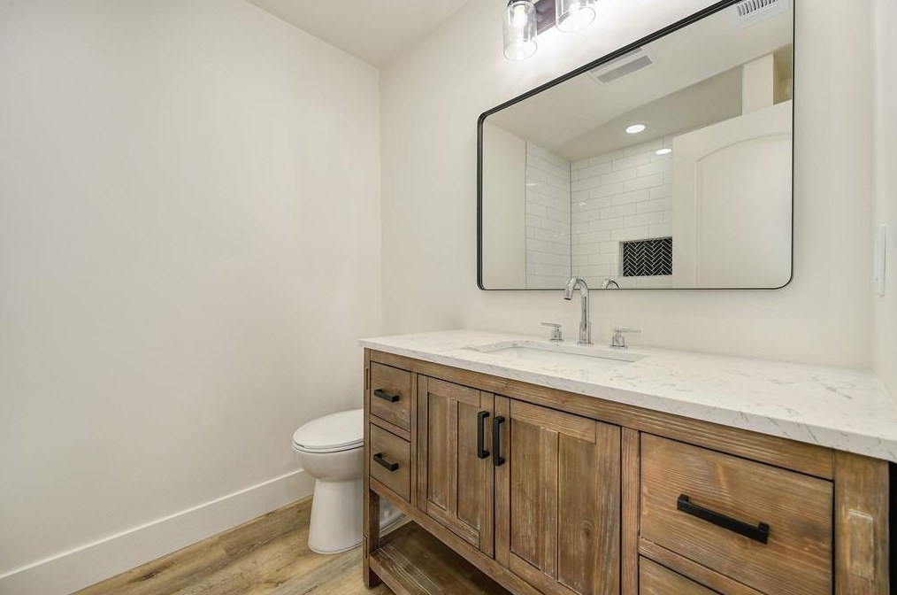 7500 18th St, Rio Linda CA  95673-1702 exterior