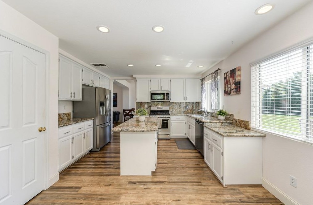 3335 Poppy St, West Sacramento CA  95691-5444 exterior