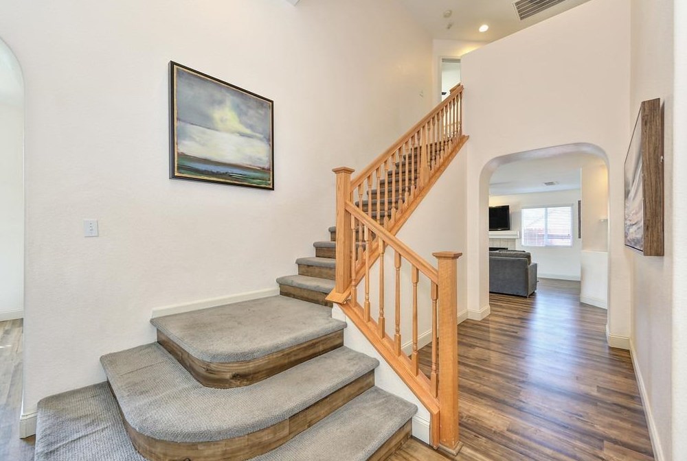 3335 Poppy St, West Sacramento CA  95691-5444 exterior