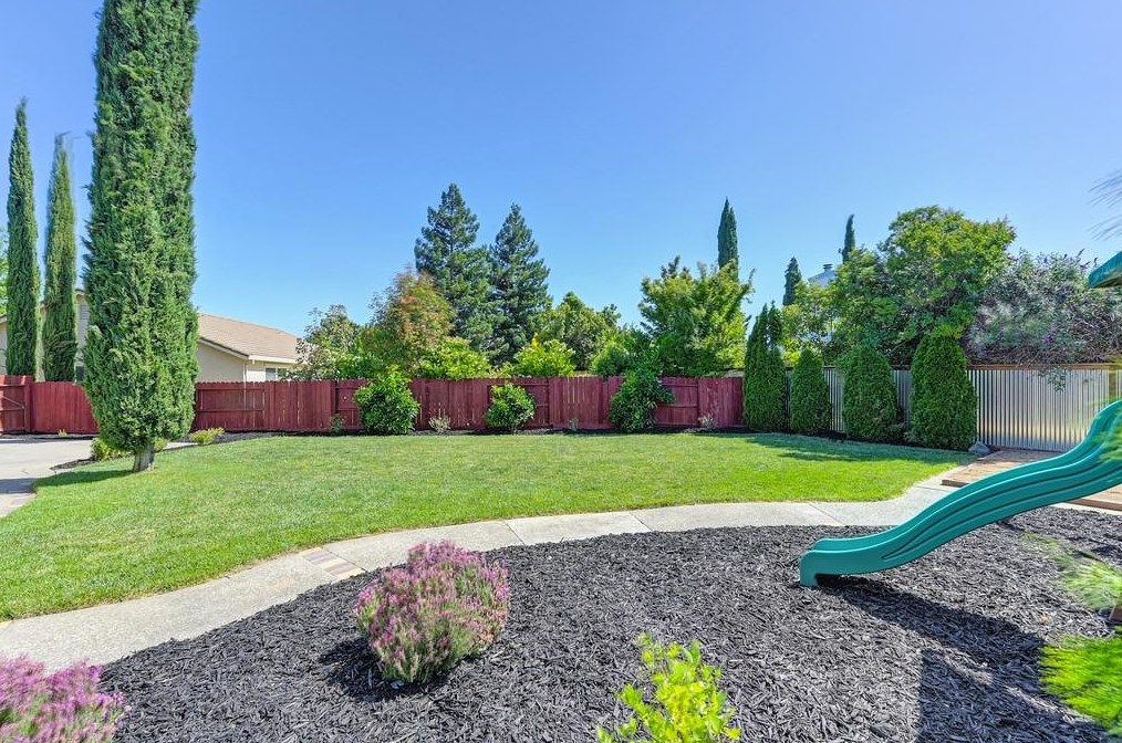 3335 Poppy St, West Sacramento CA  95691-5444 exterior