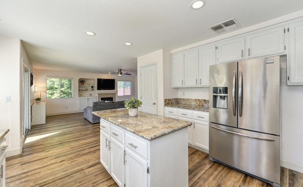 3335 Poppy St, West Sacramento CA  95691-5444 exterior