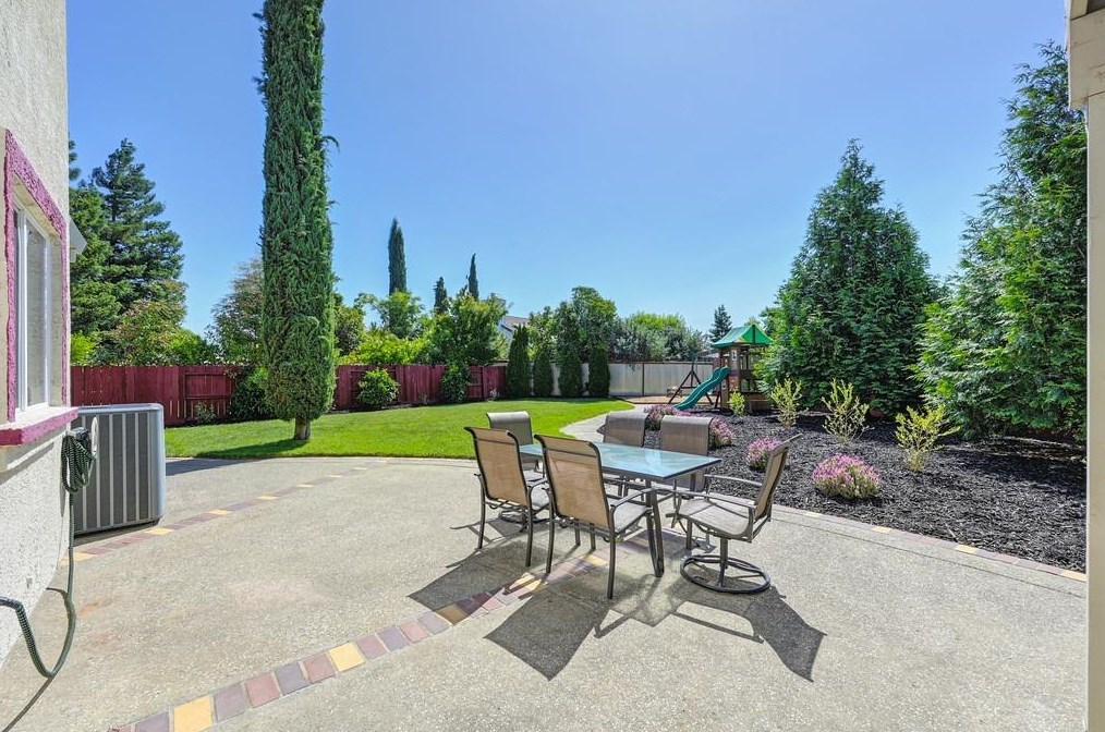 3335 Poppy St, West Sacramento CA  95691-5444 exterior