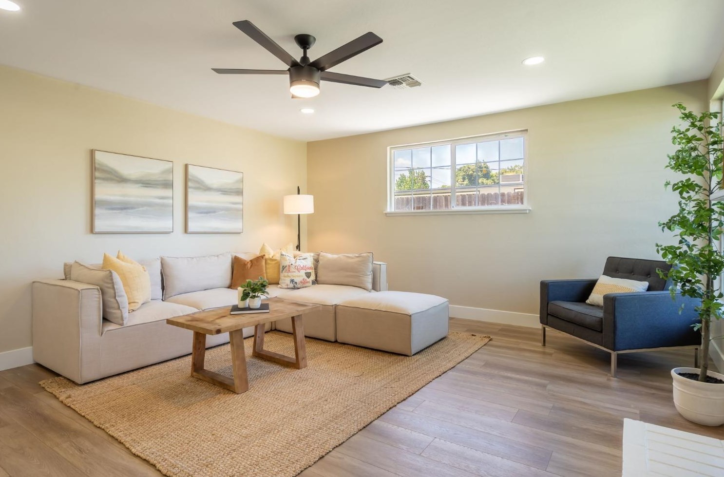 4332 Figwood Way, Sacramento CA  95864-0820 exterior